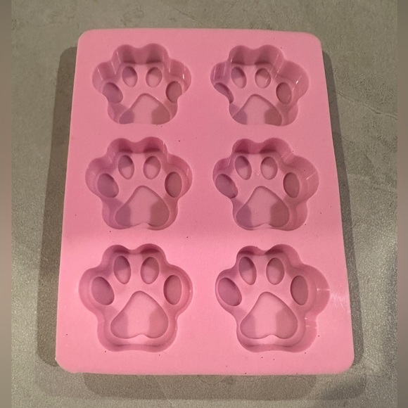 Pink Paw Print Silicone Mold - Picture 1 of 2